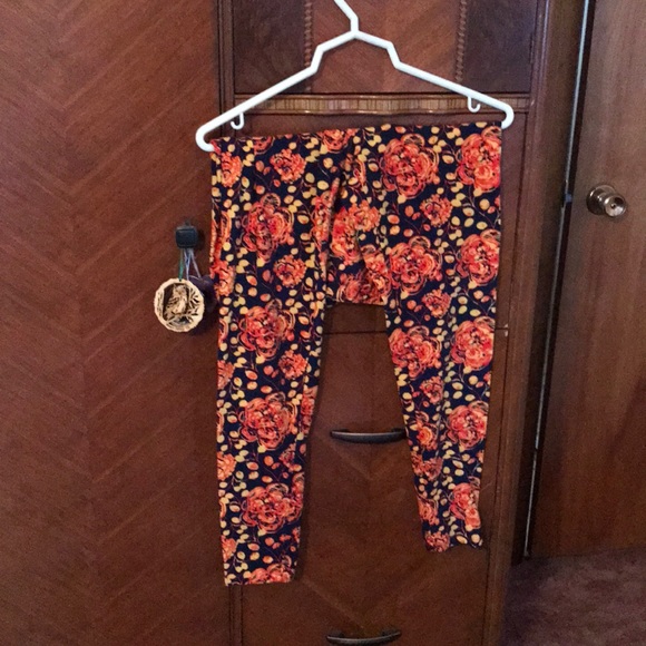 LuLaRoe Pants - TC leggings